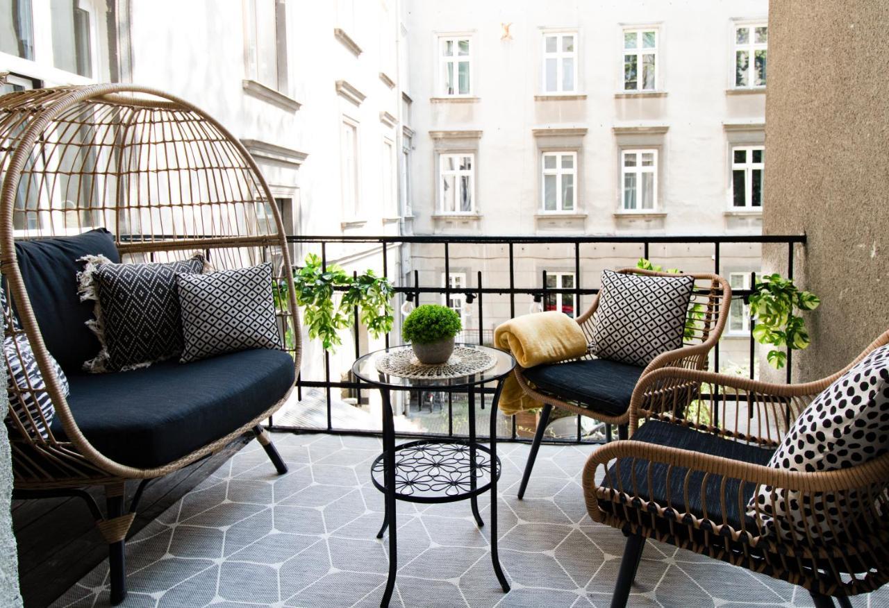 Modern Apartments Pilsudskiego Street Krakow Luaran gambar